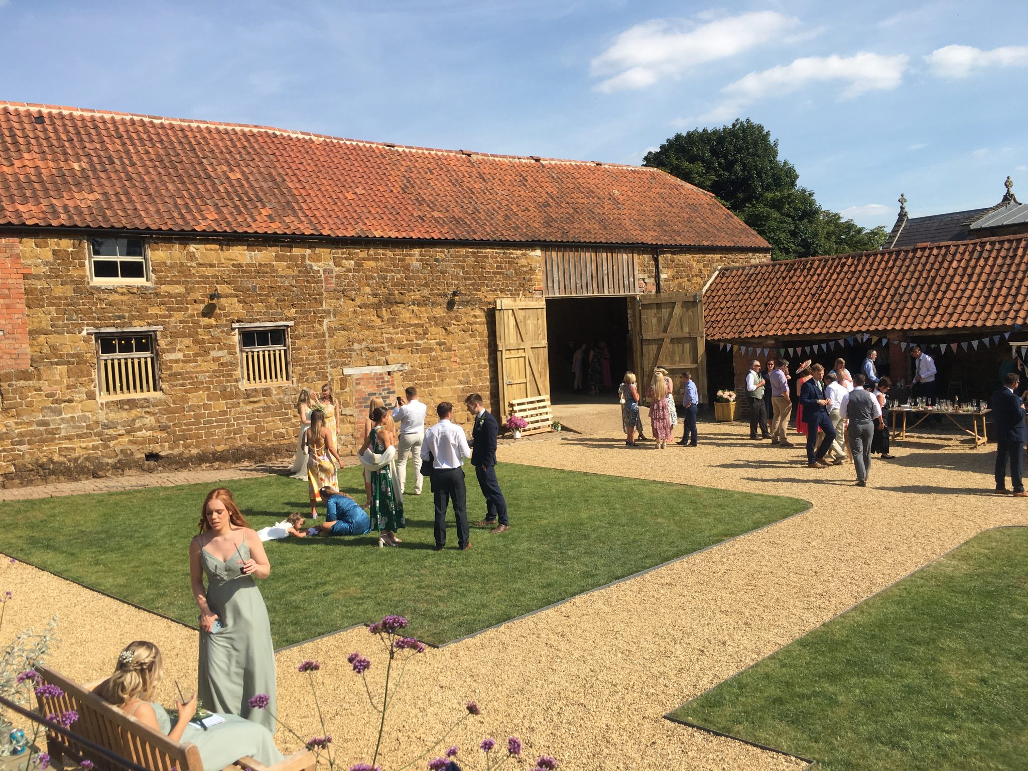 The Courtyard Barns outdoor ceremony space