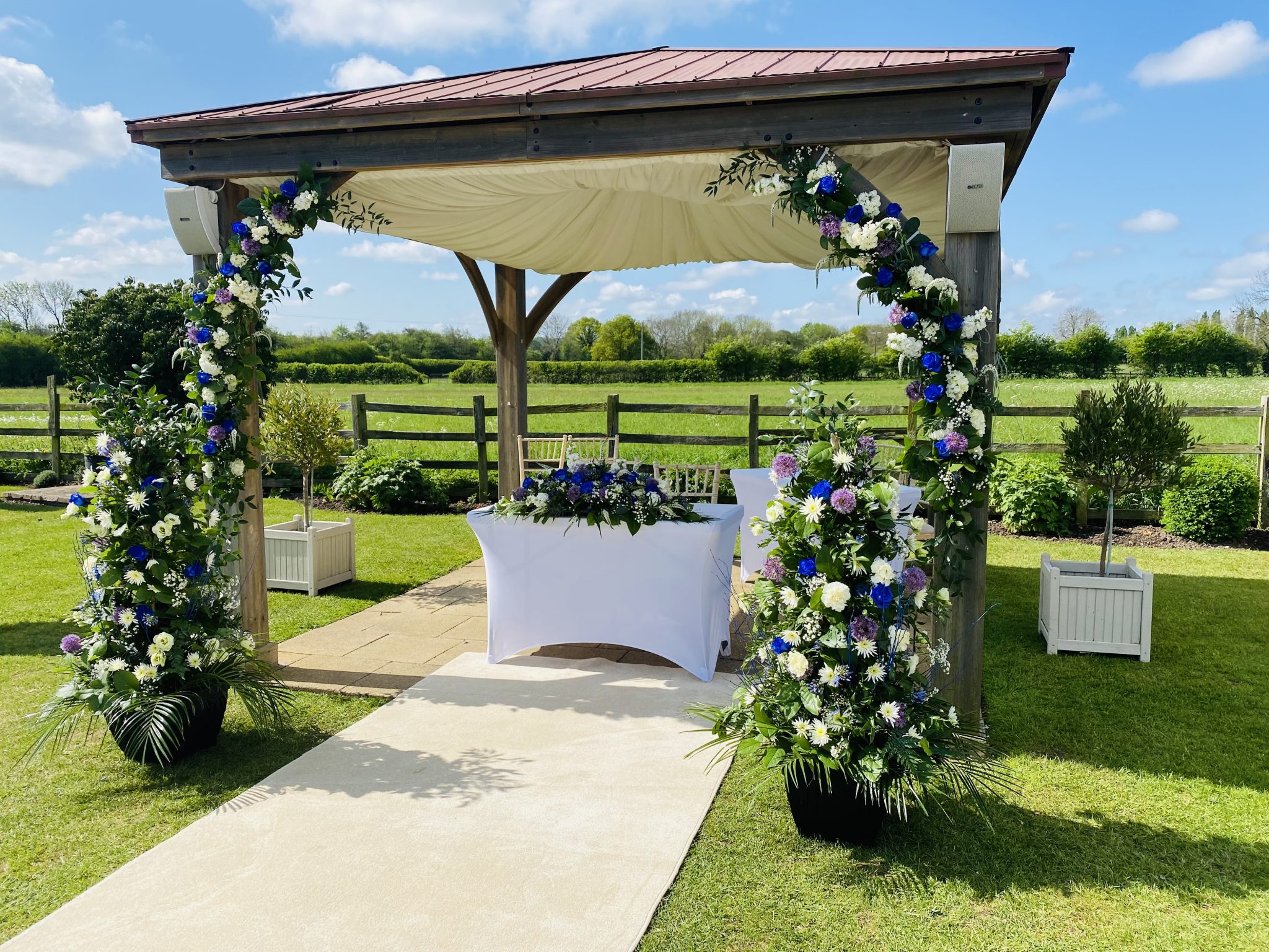 Badgers Mount pagoda