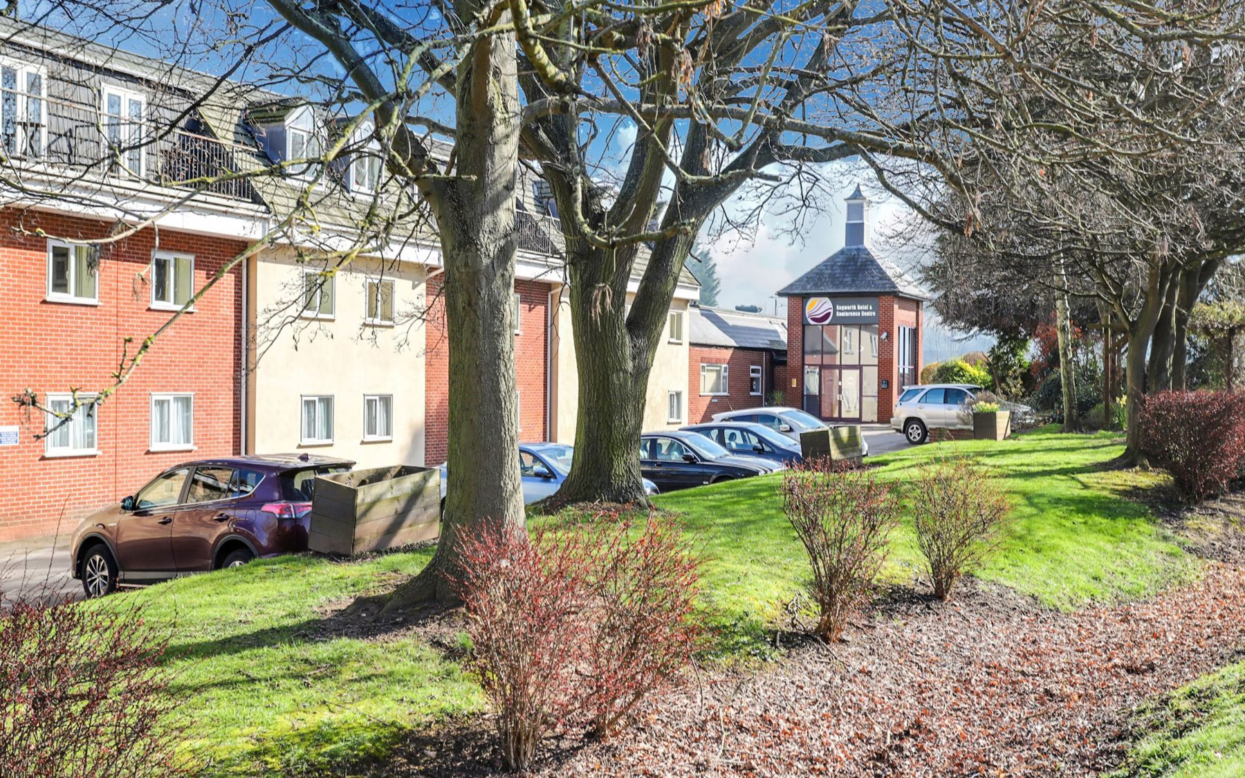Outside view of Kegworth Hotel