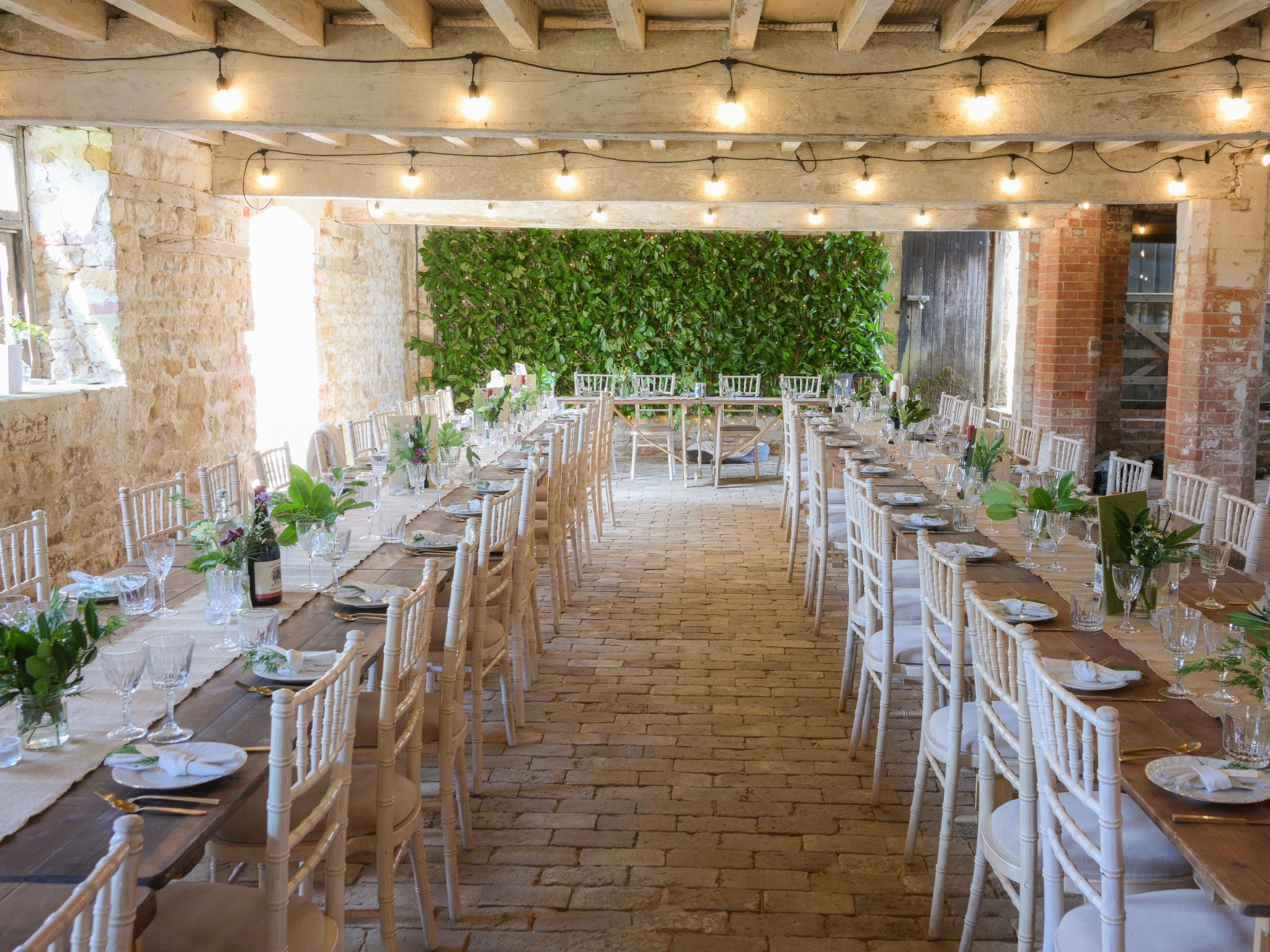 The Courtyard Barns reception layout